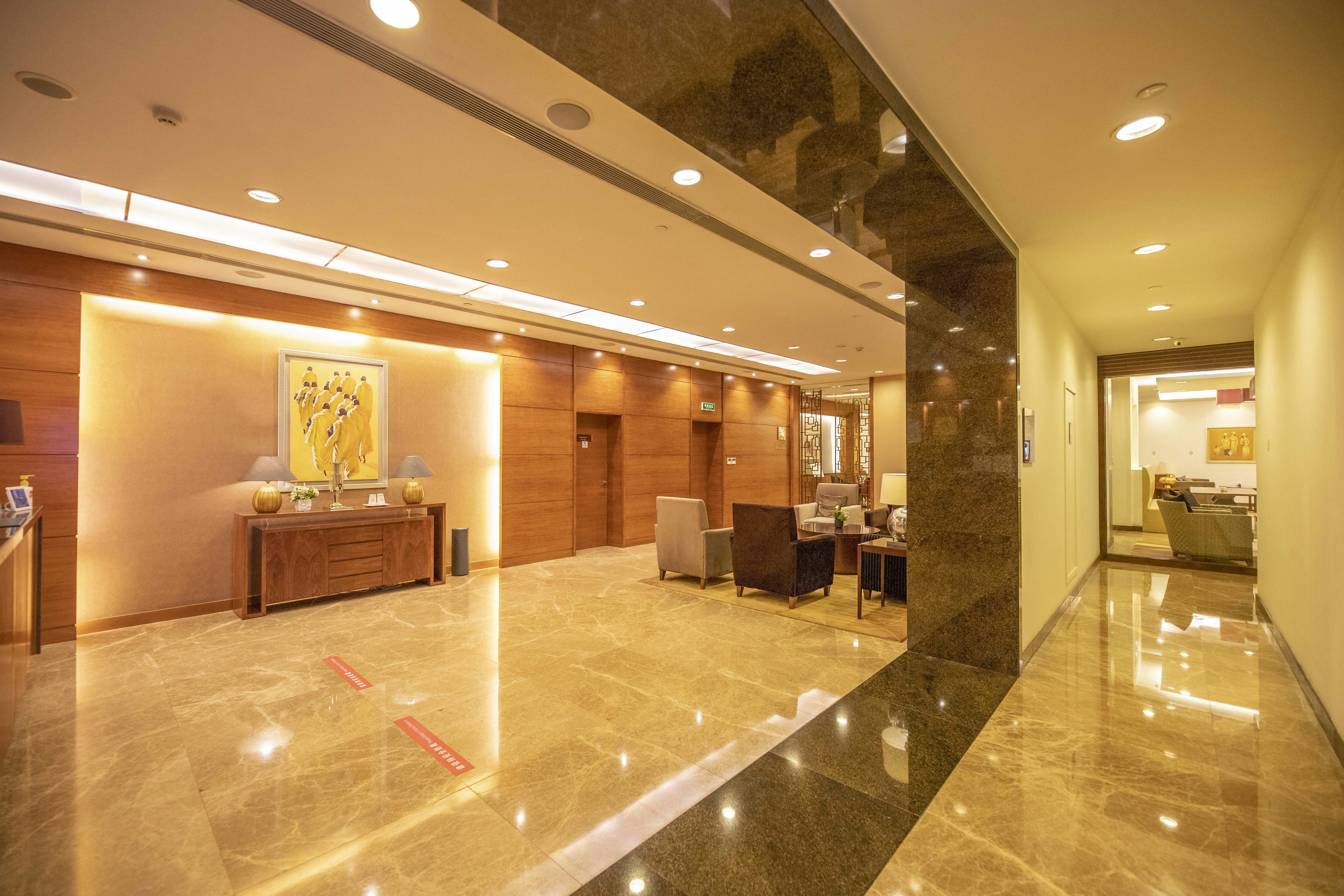 Lobby at Oakwood Residence Shanghai, SHANGHAI