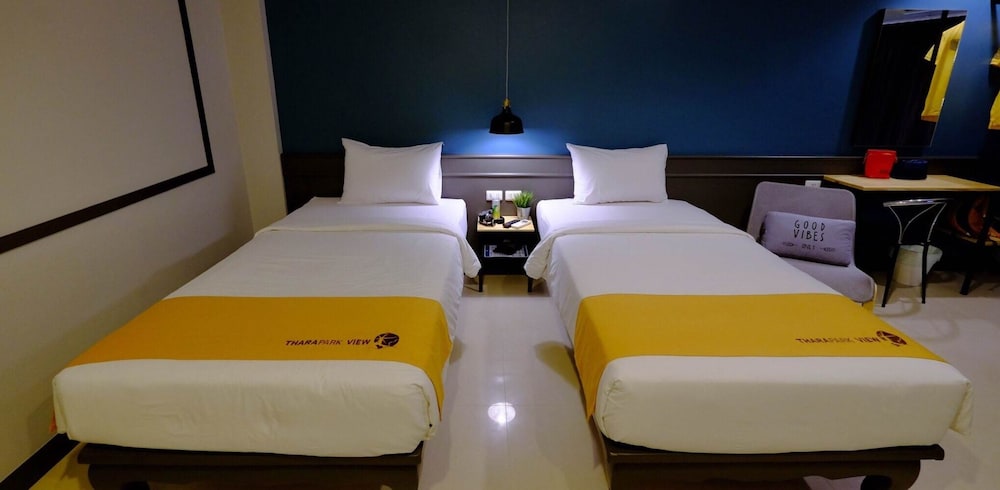 Tharapark View Hotel 46/49