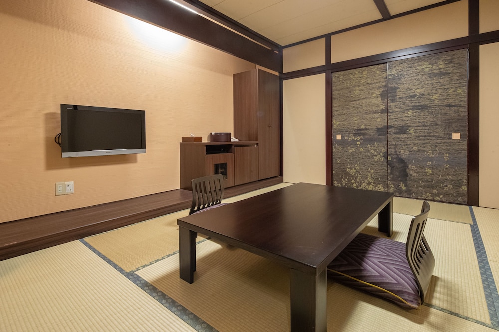 Kamisuwa Onsen Shinyu 53/63