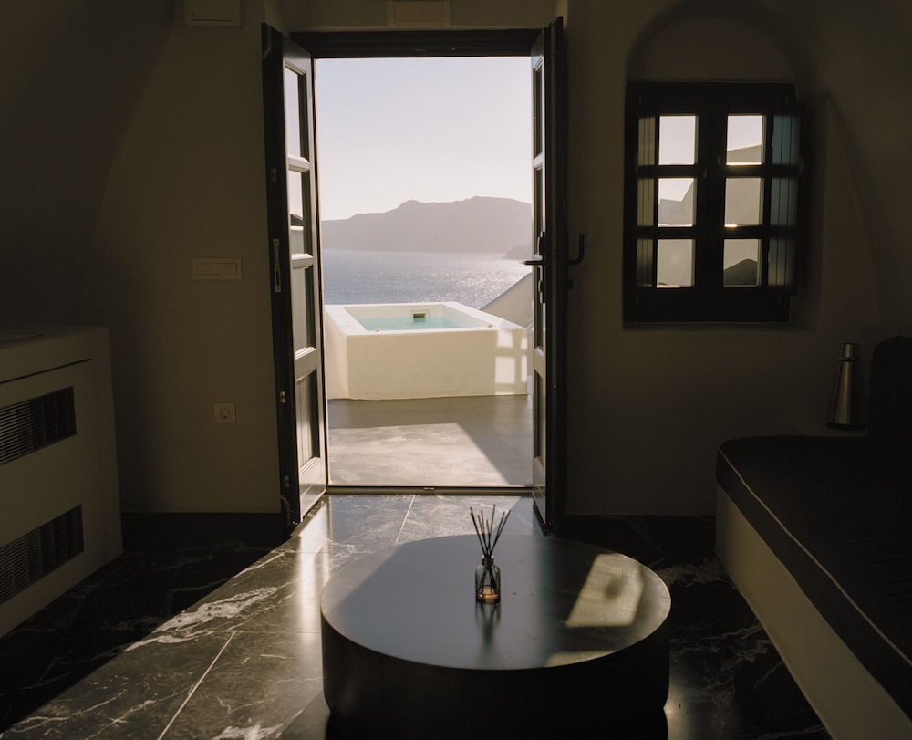 Abyss Santorini - Adults Only 44/50