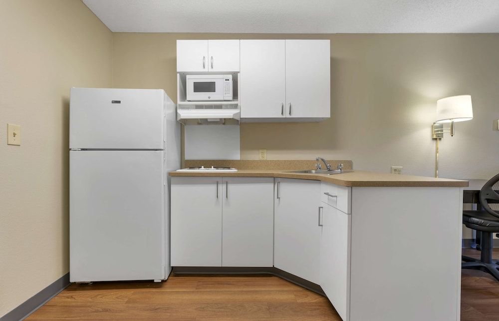 Extended Stay America - Stockton - March Lane 31/39
