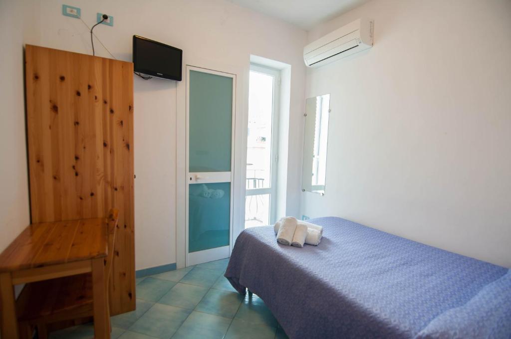 Albergo Macri 7/30