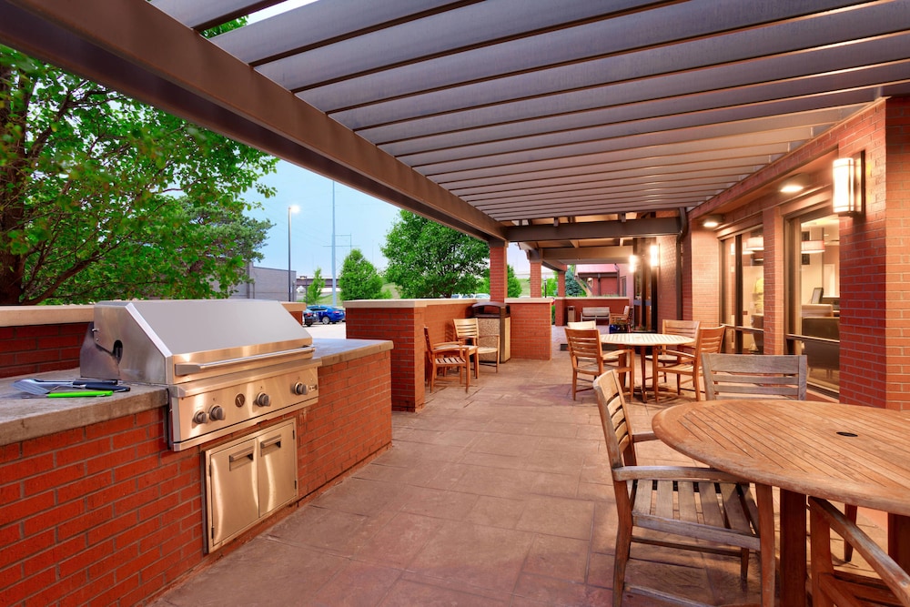 TownePlace Suites by Marriott Omaha West 24/34