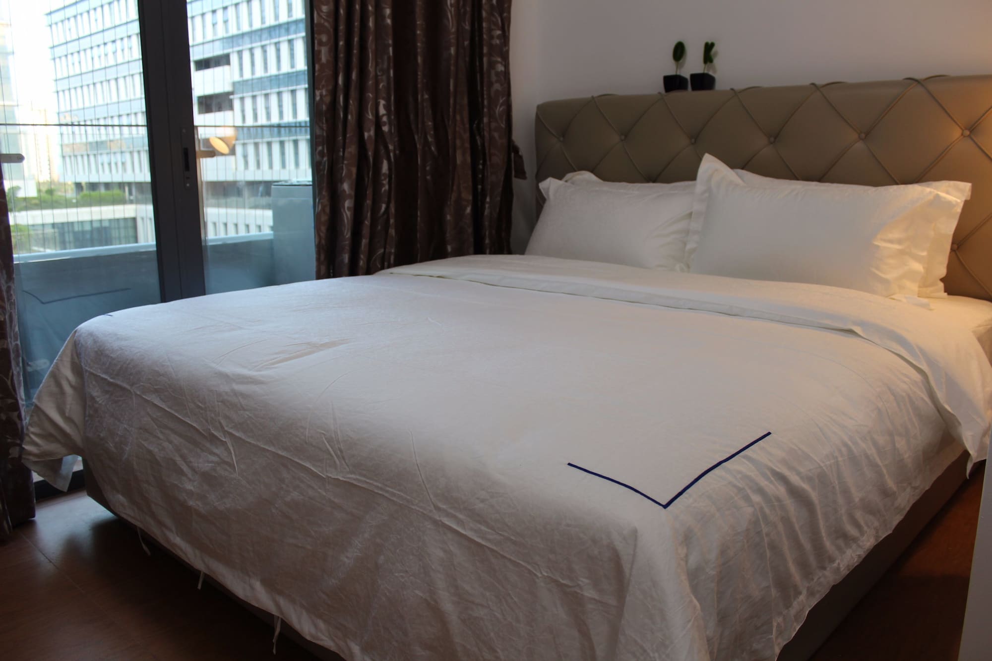 Deluxe, Queen Bed, Balcony