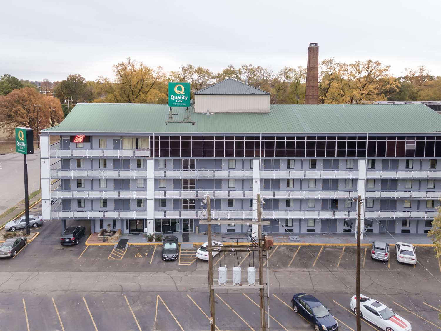 Downtown Inn & Studio Suites 3/23