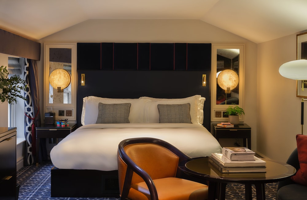 The Mayfair Townhouse – an Iconic Luxury Hotel 30/66
