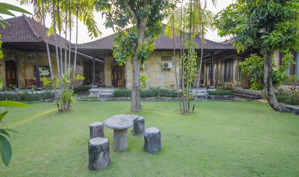 Taman Sari Cottages 2 35/49