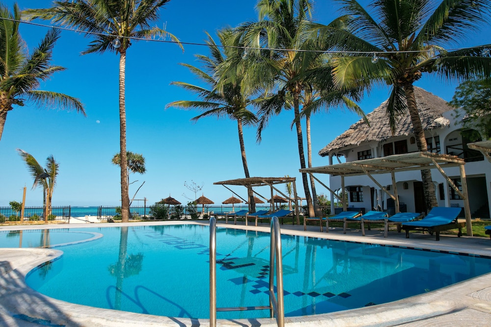 Nest Style Beach Hotel Zanzibar 51/59