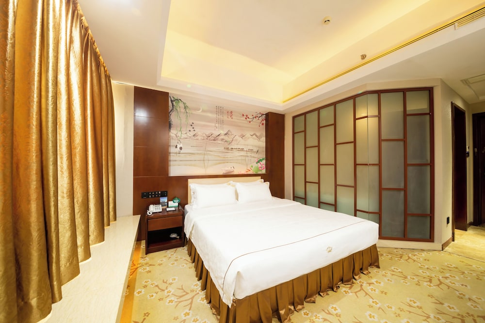 Zhuhai Jinguan Holiday Hotel 19/39