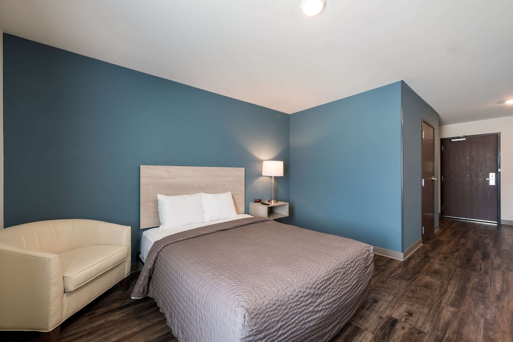 WoodSpring Suites Greensboro - High Point North 23/51
