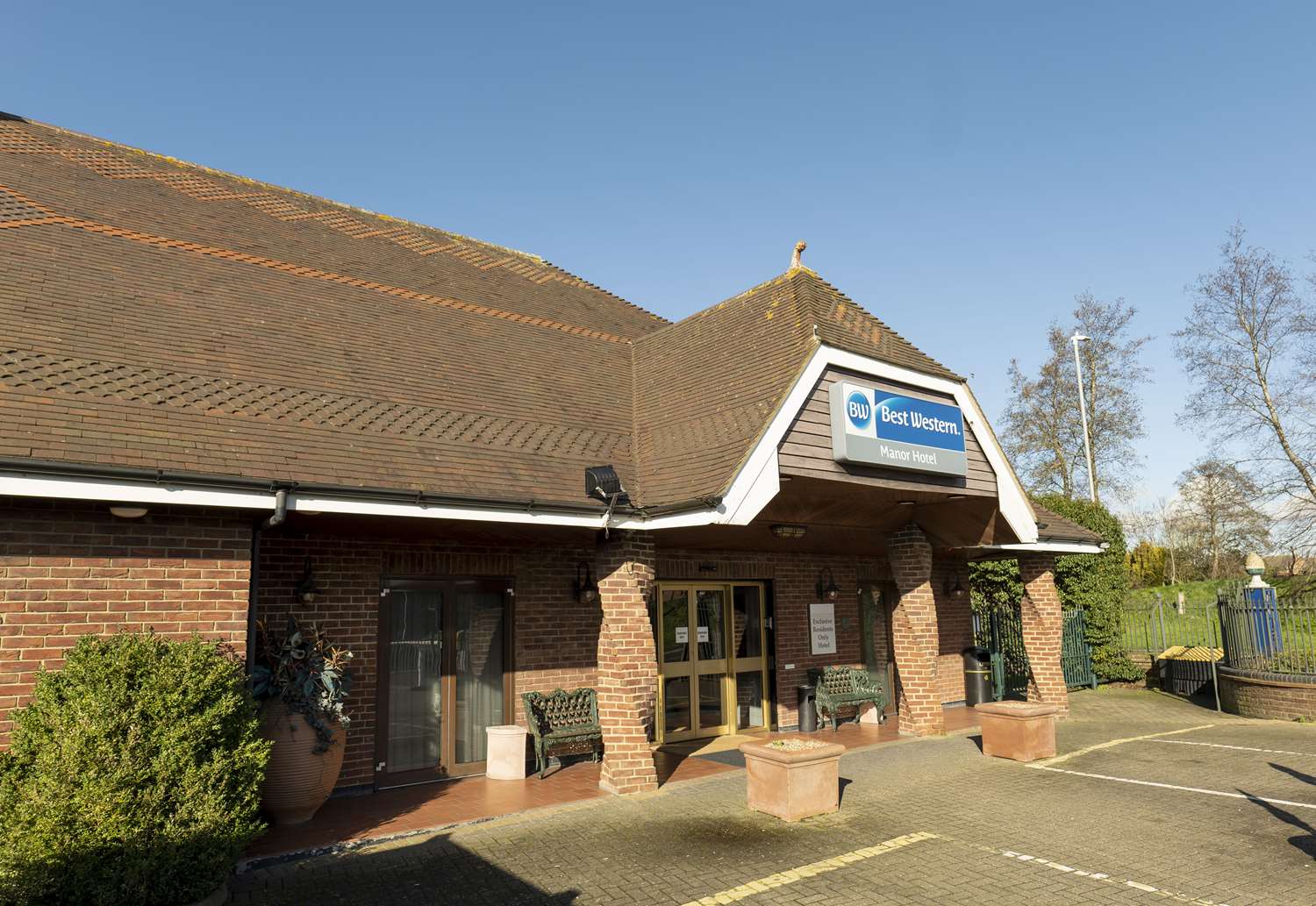 Best Western Manor Hotel 1/16