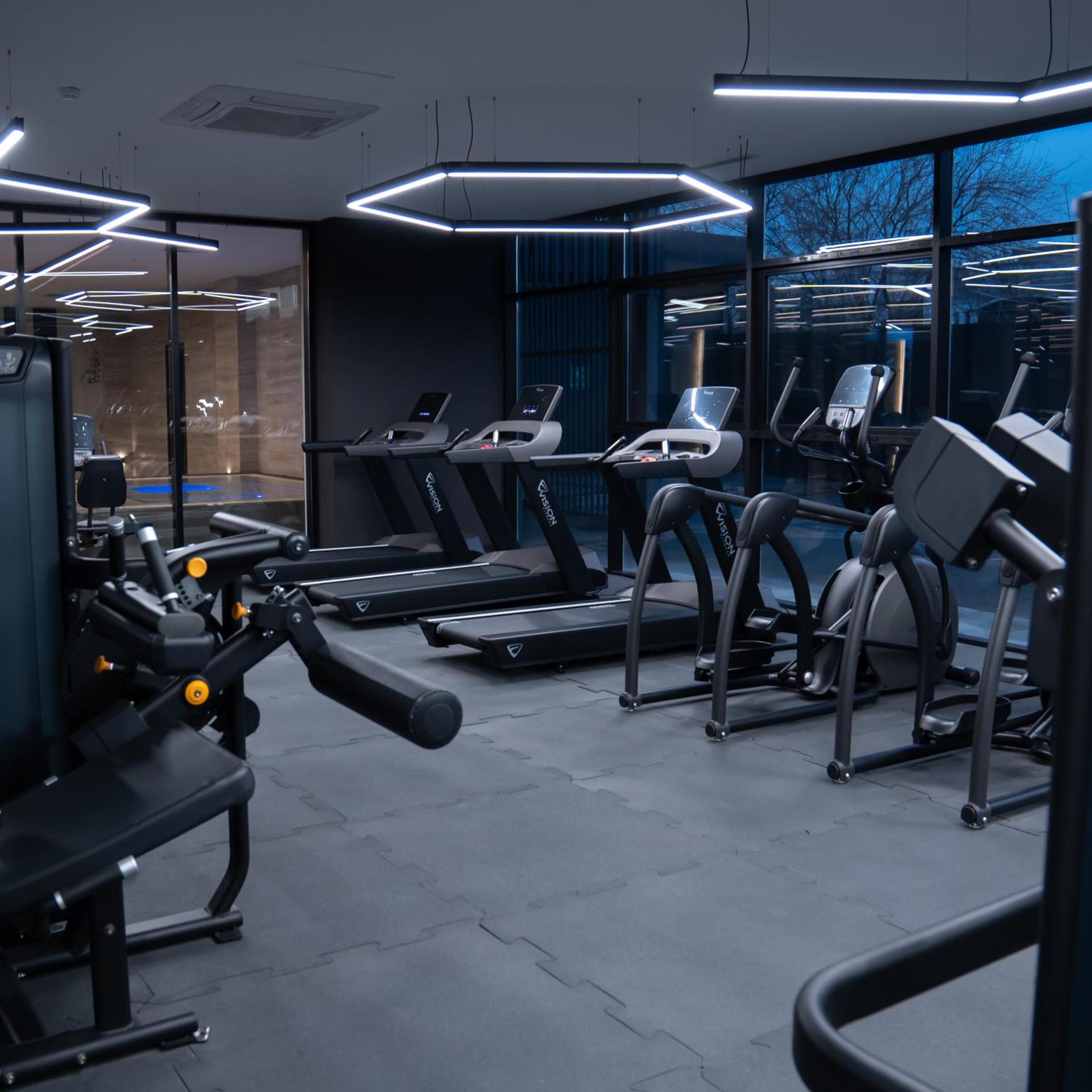 Ramada Hotel & Suites by Wyndham Erbil 32 Park 44/65