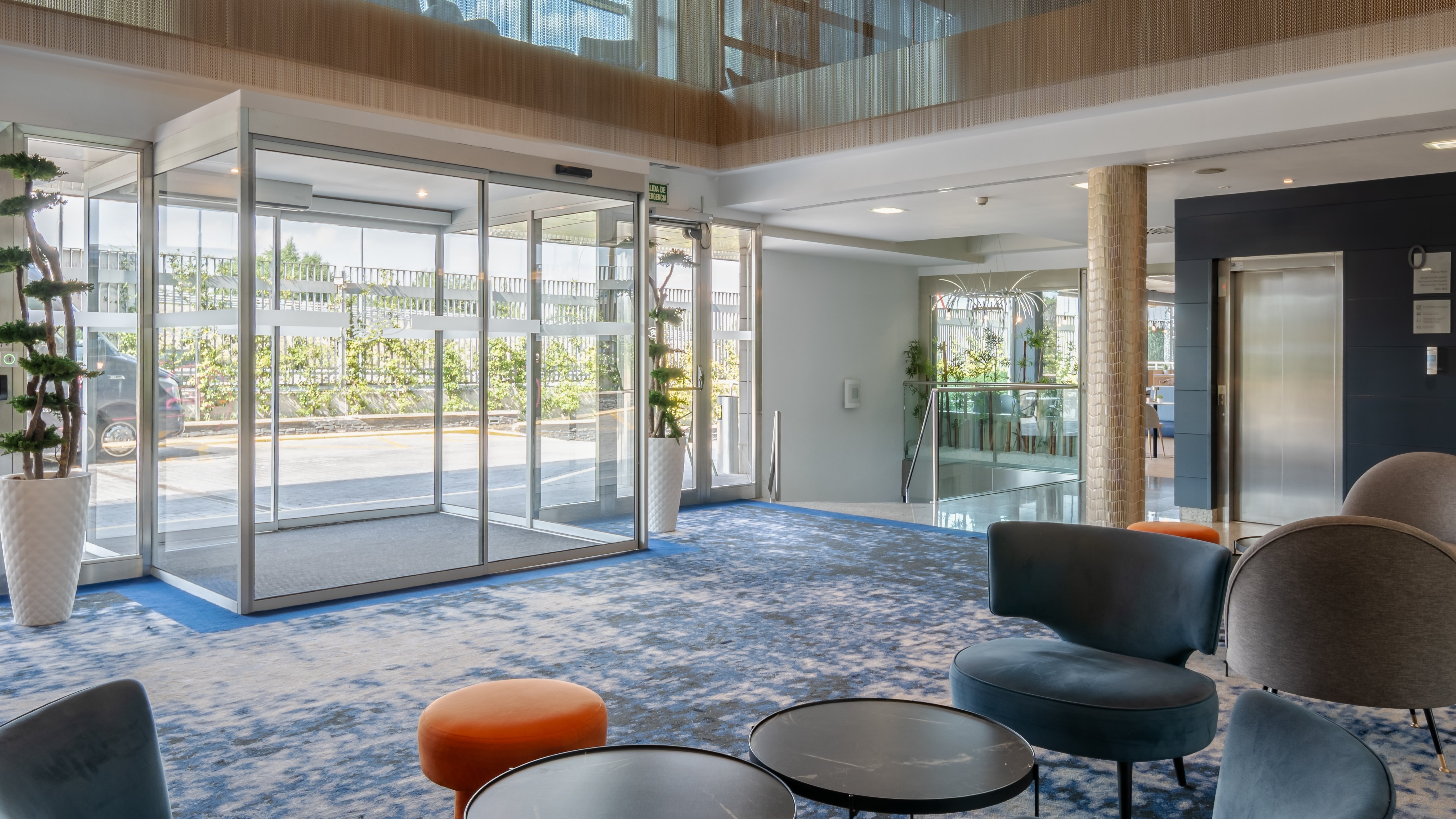 Crowne Plaza Madrid Airport Hotel 47/76