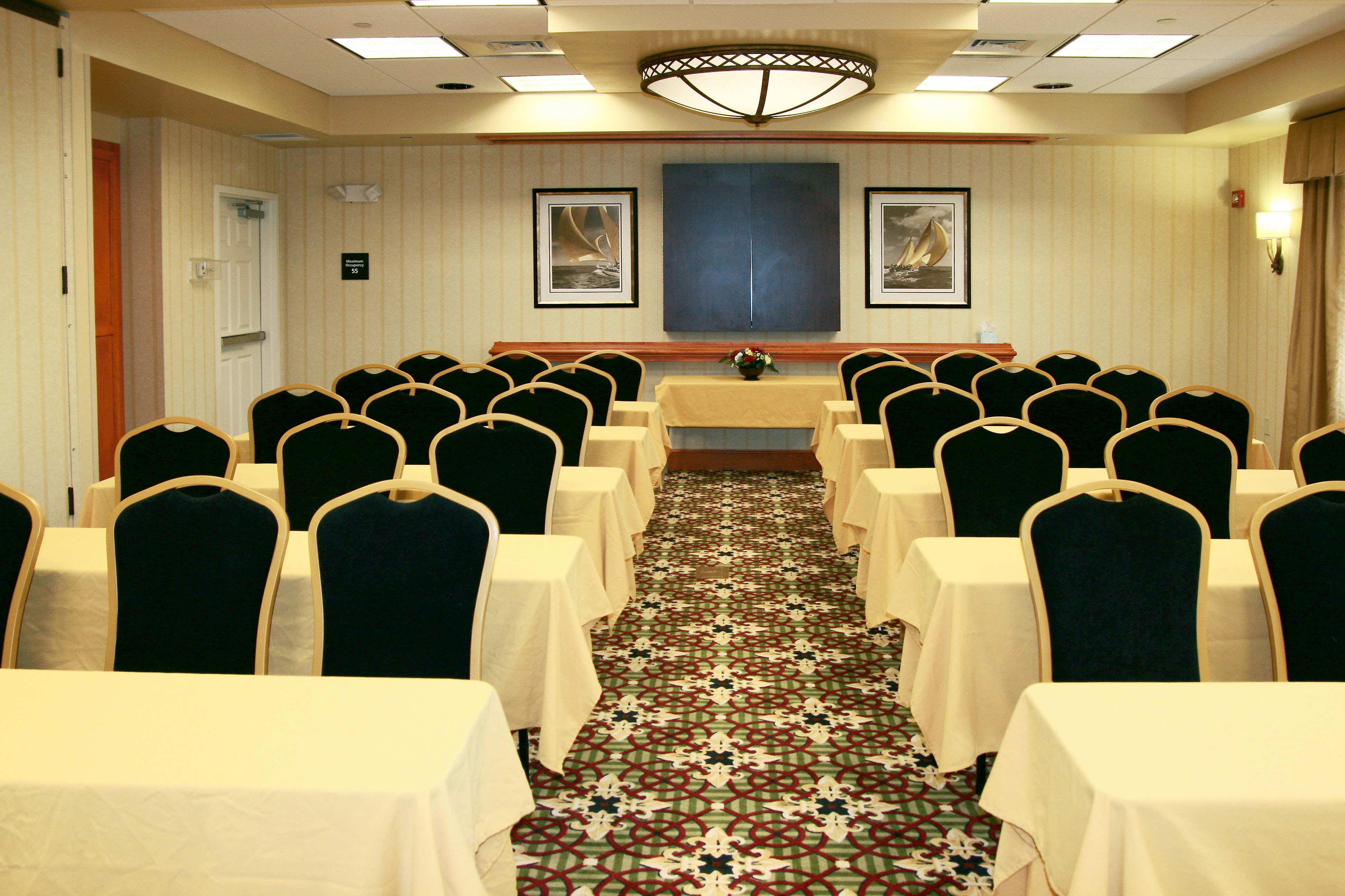 Hampton Inn Easton 52/62