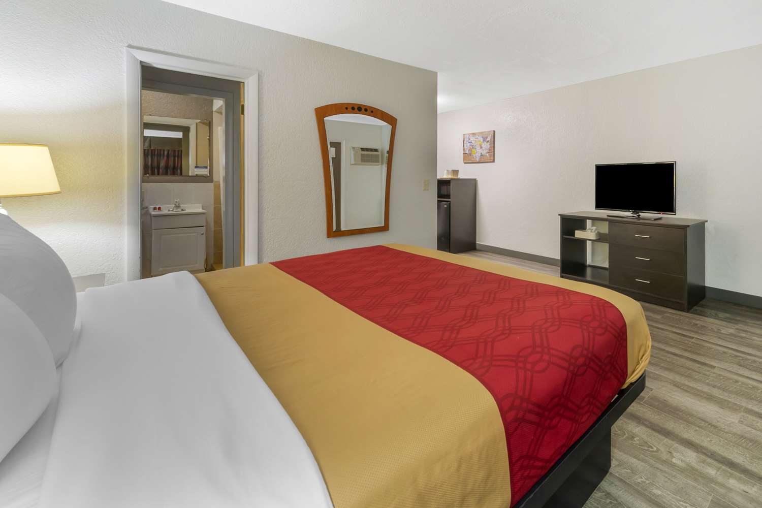 Fort Lauderdale Gardens Inn & Suites 5/14