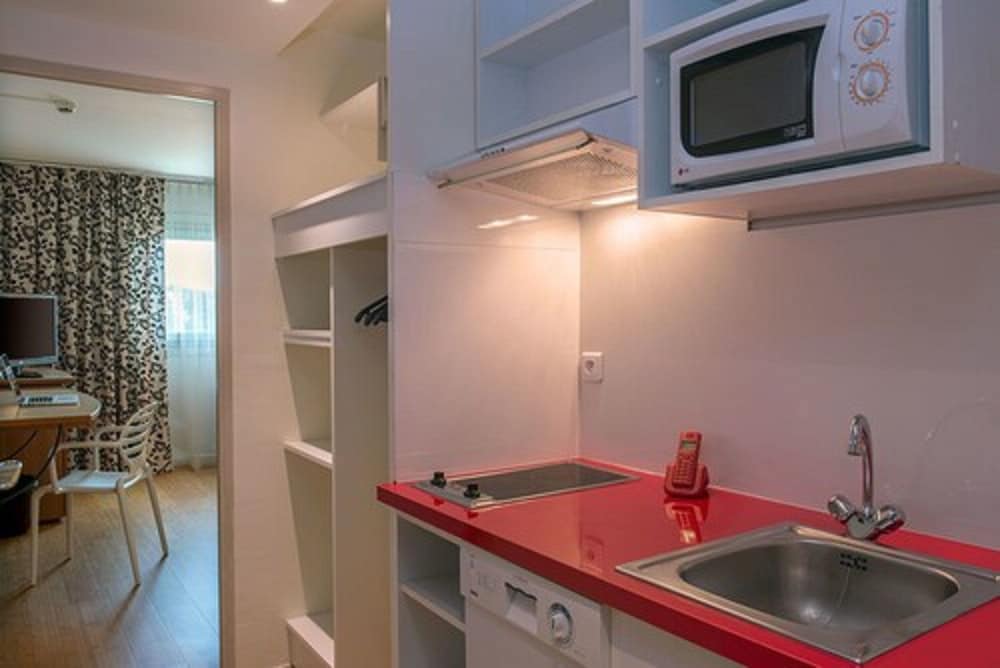 C Suites 37/56