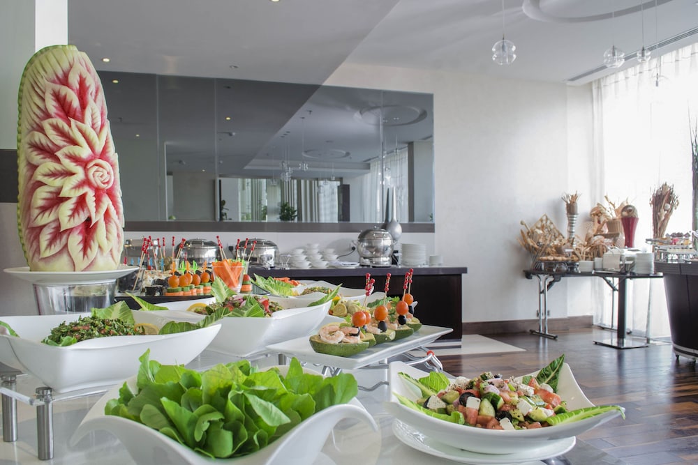 فندق جولدن توليب الدمام الكورنيش(Golden Tulip Dammam Corniche Hotel) 57/60