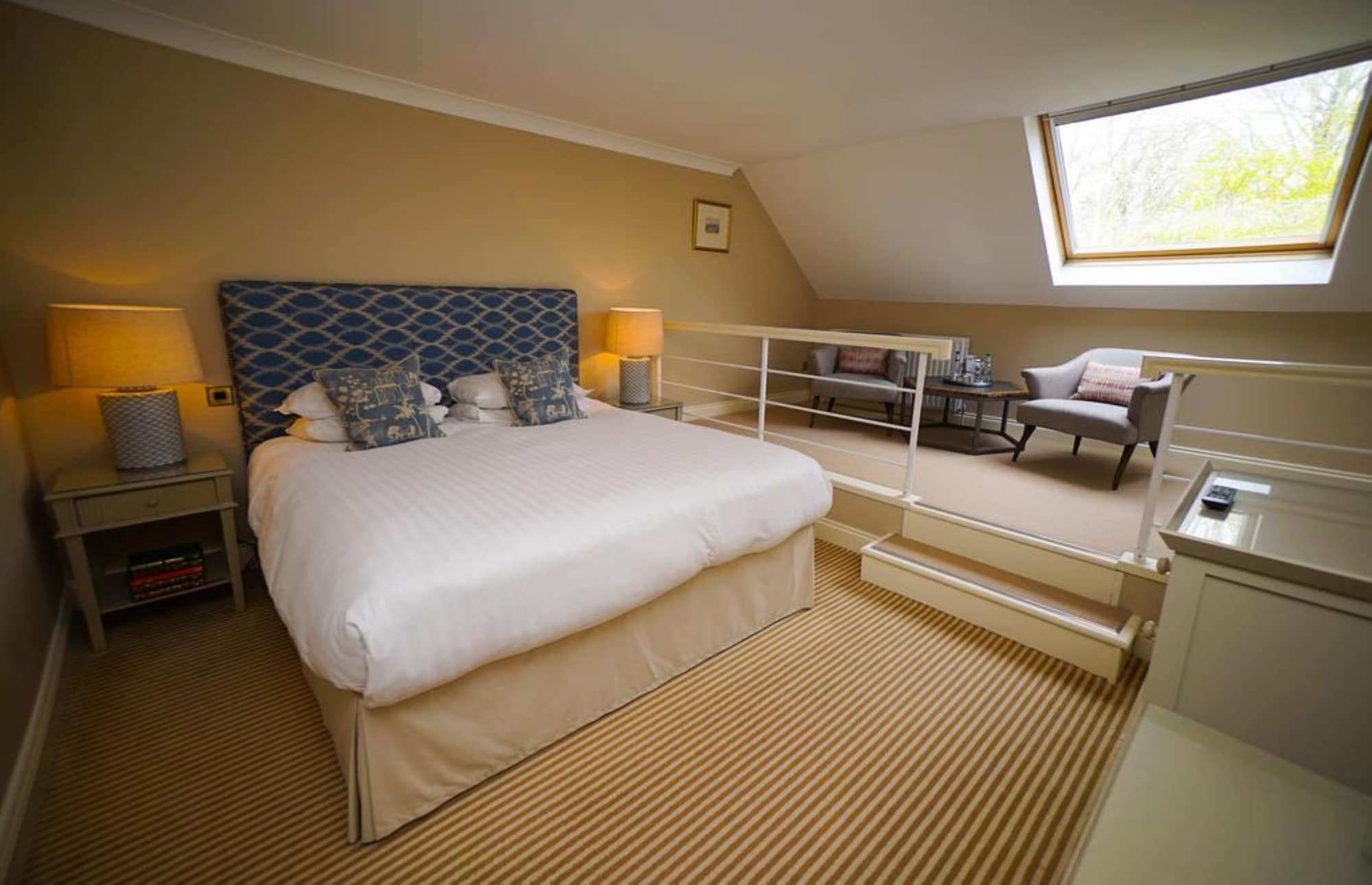 Room, King Bed, Woods Wing
