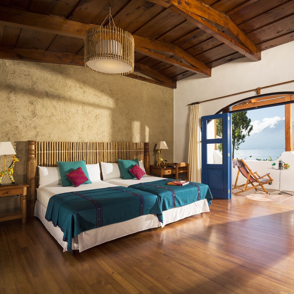 VILLA SANTA CATARINA 9/48