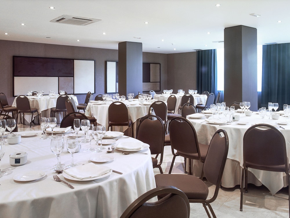 Hotel Ciutat Martorell 53/60