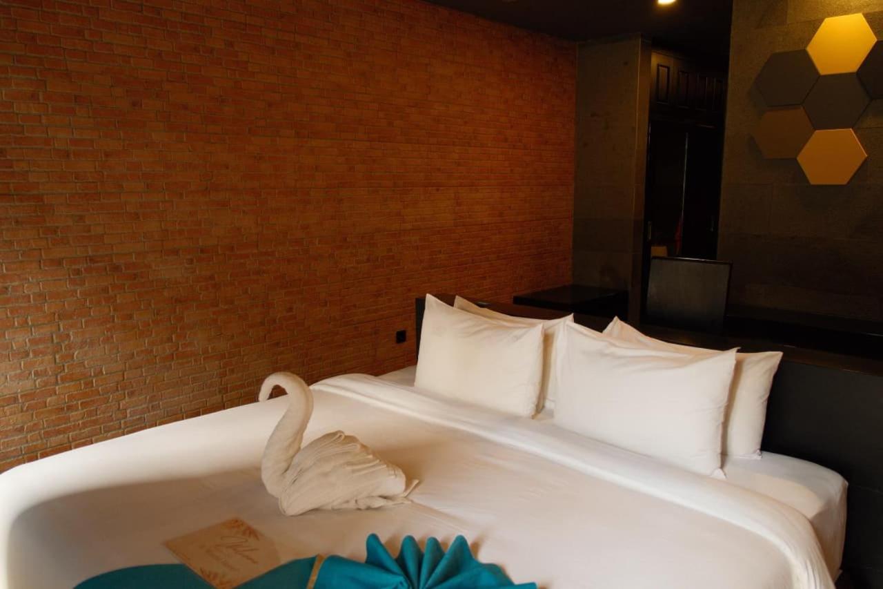 JL World Hotel Dili 12/50