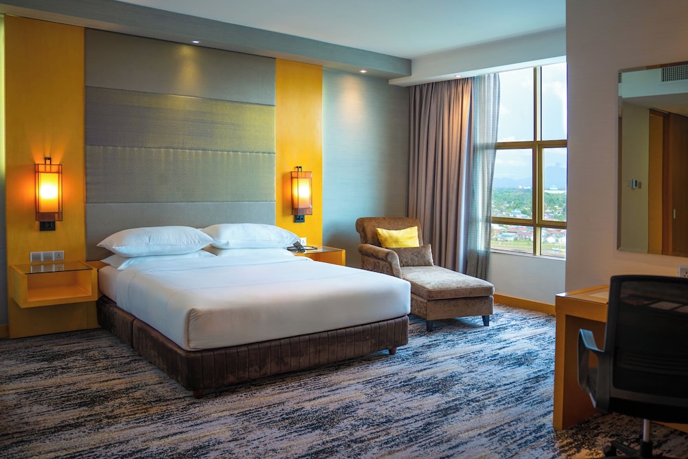 The Waterfront Hotel 25/65