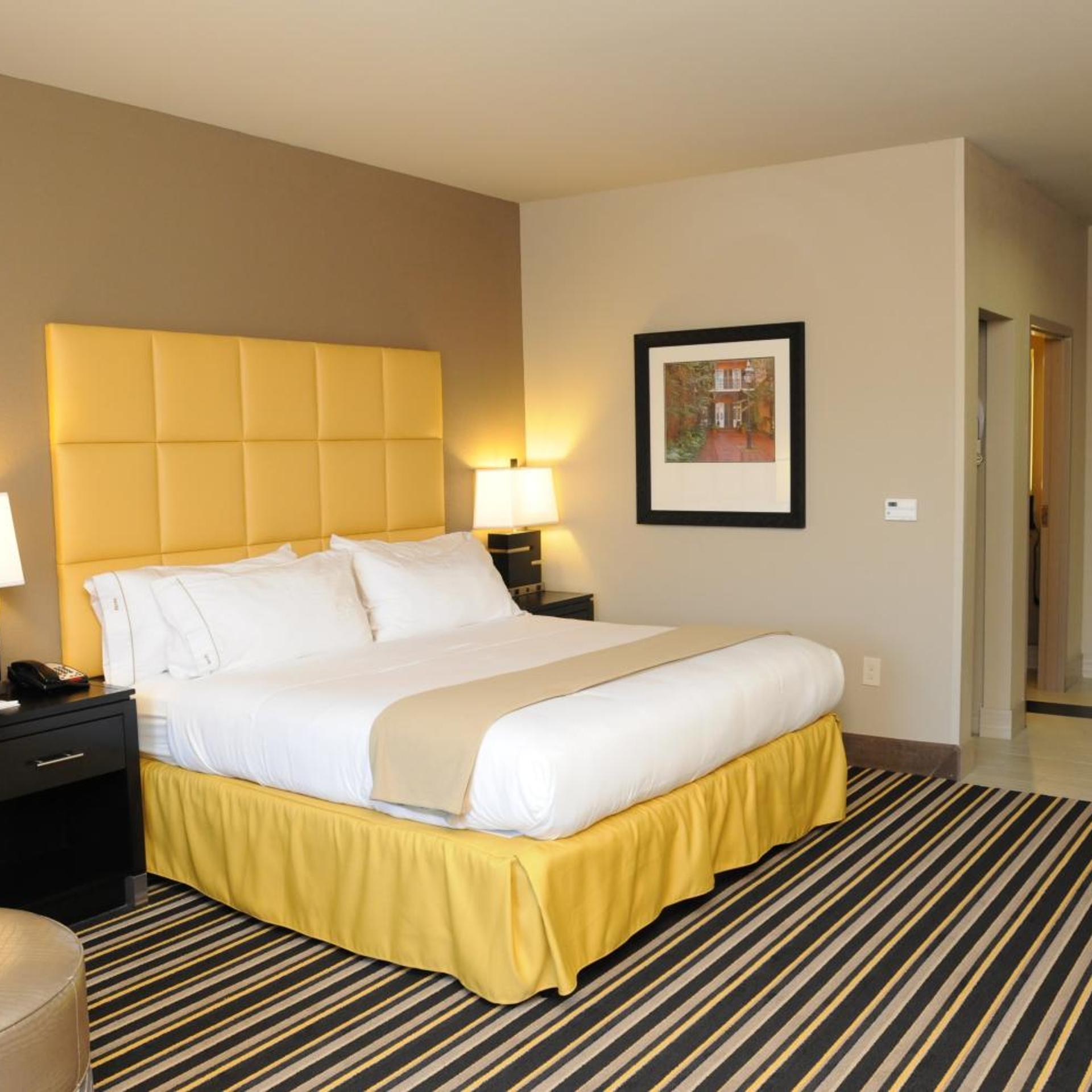 Xtra Space, Standard, King Bed