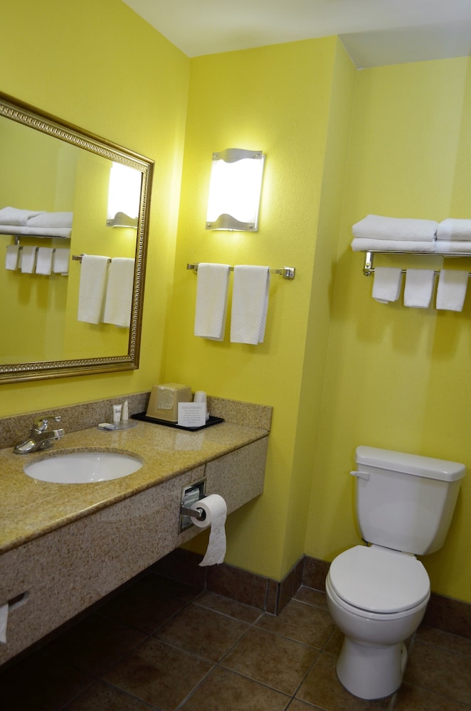 Home Town Inn Ringgold 44/55