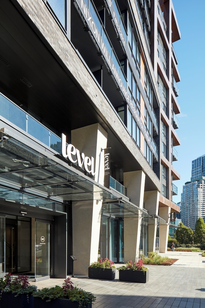 Level South Lake Union 46/50
