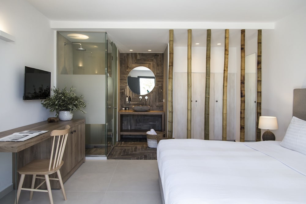Ftelia Bay Boutique Hotel 17/36