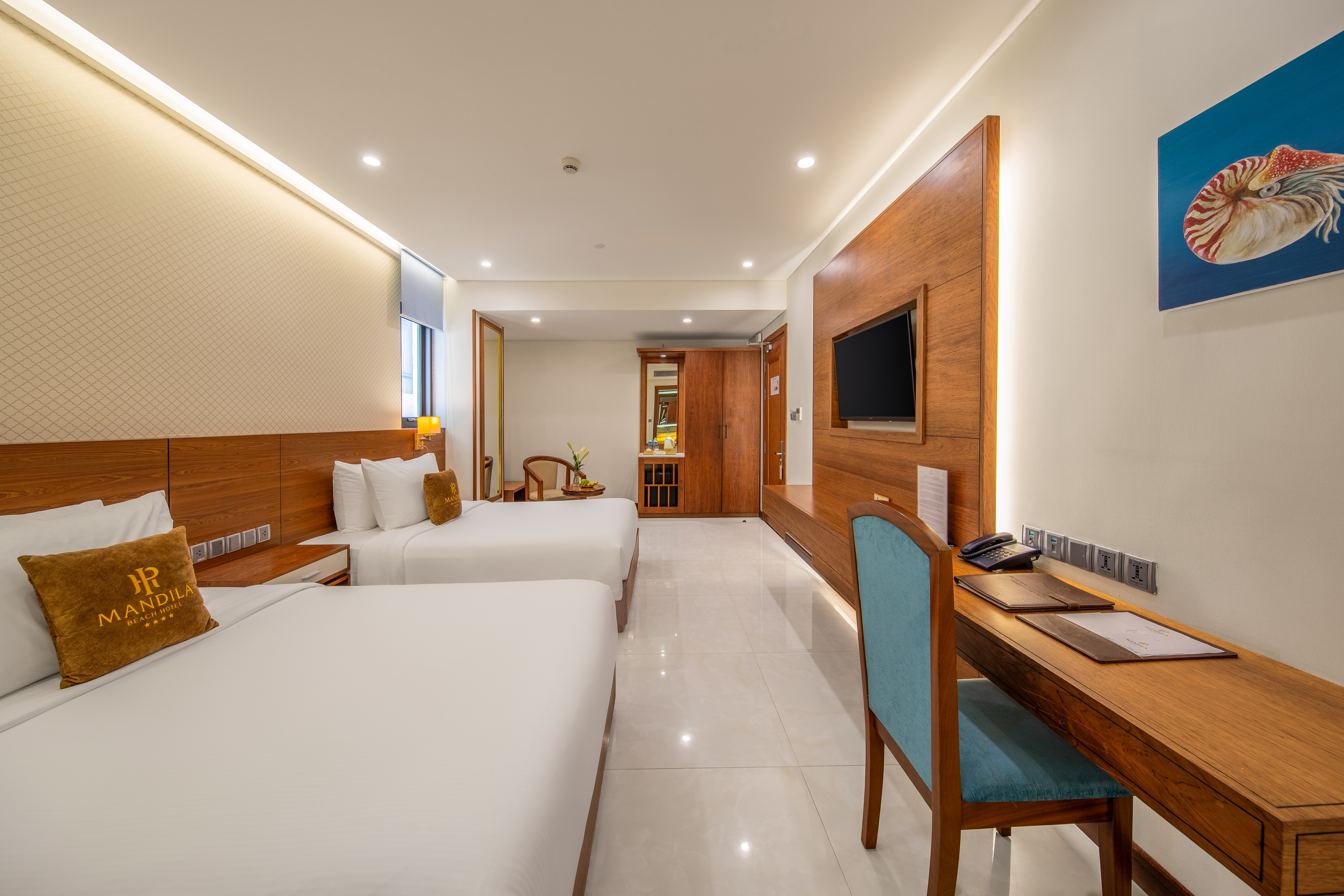 Deluxe, Twin Beds, Mandila Beach Hotel Danang 3/4
