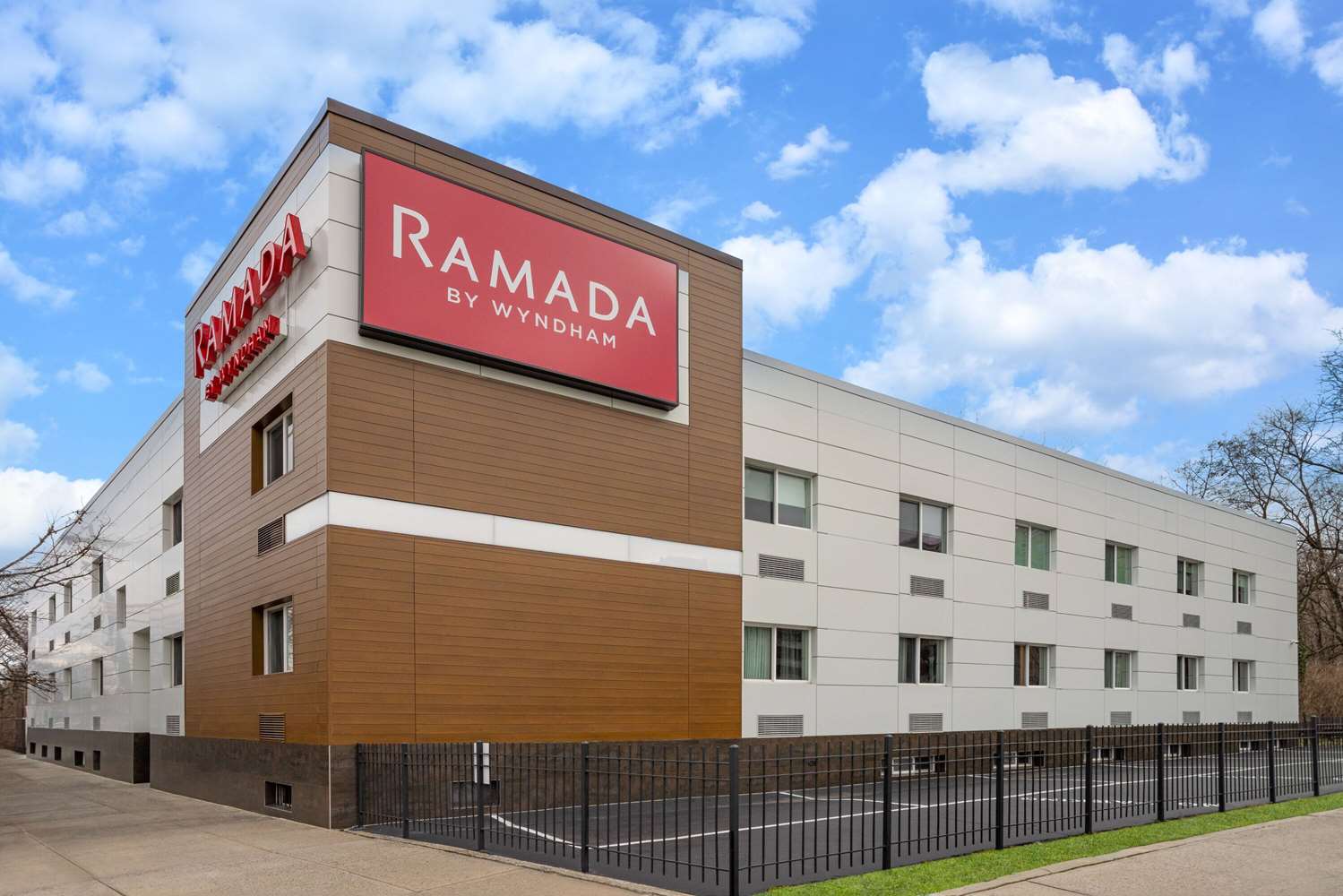 Ramada by Wyndham Bronx in NEW YORK - NY