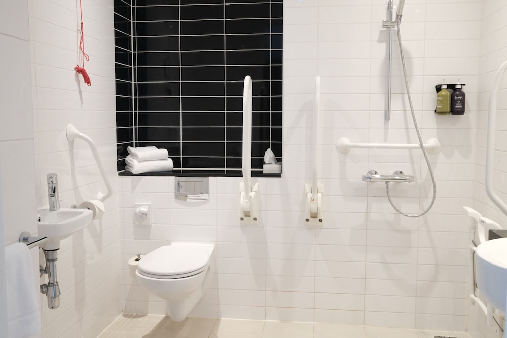 Holiday Inn Express Amsterdam Arena Towers 72/74