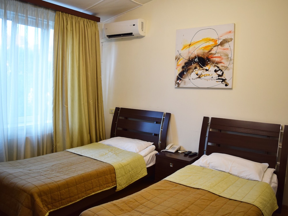 Hotel Grig 10/50