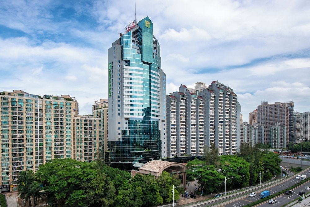 Holiday Inn Donghua 5/49