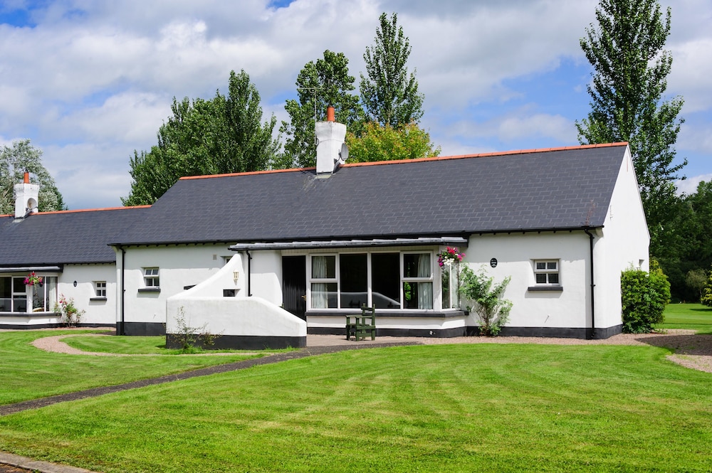 Brown Trout Golf and Country Inn 24/32