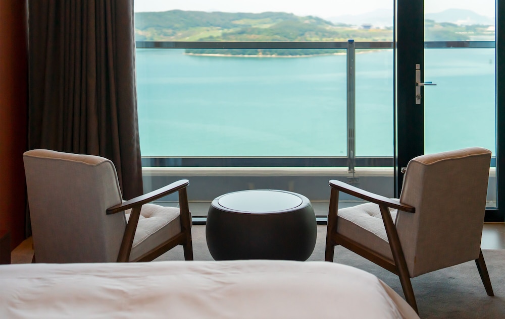 Hotel JCS Yeosu 35/50