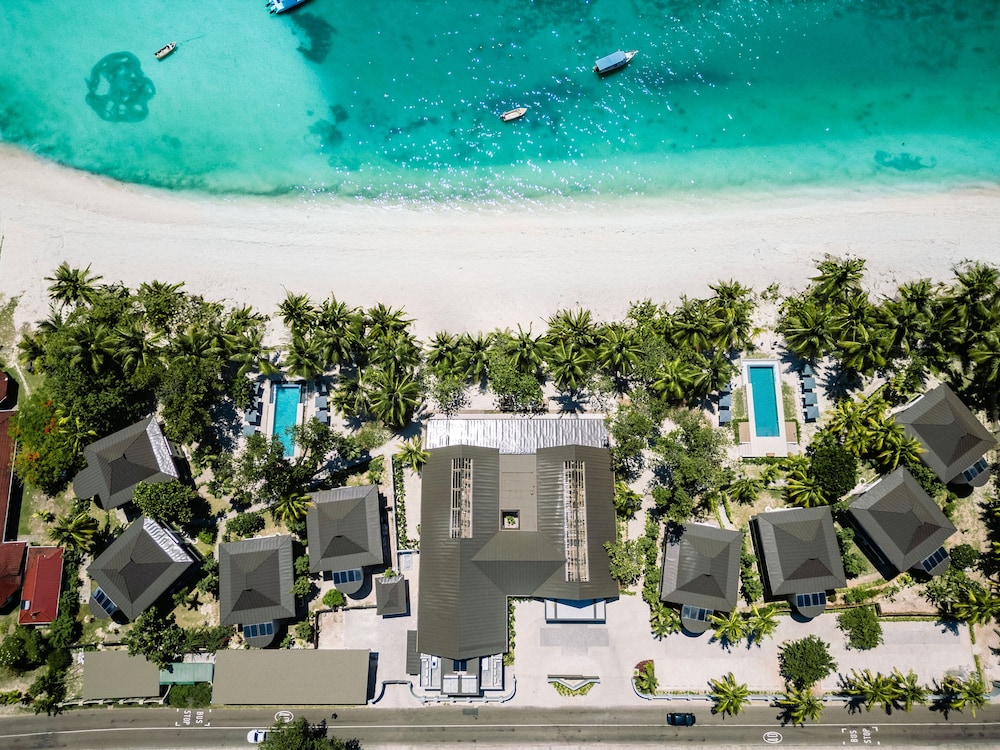 INDIAN OCEAN LODGE 8/60