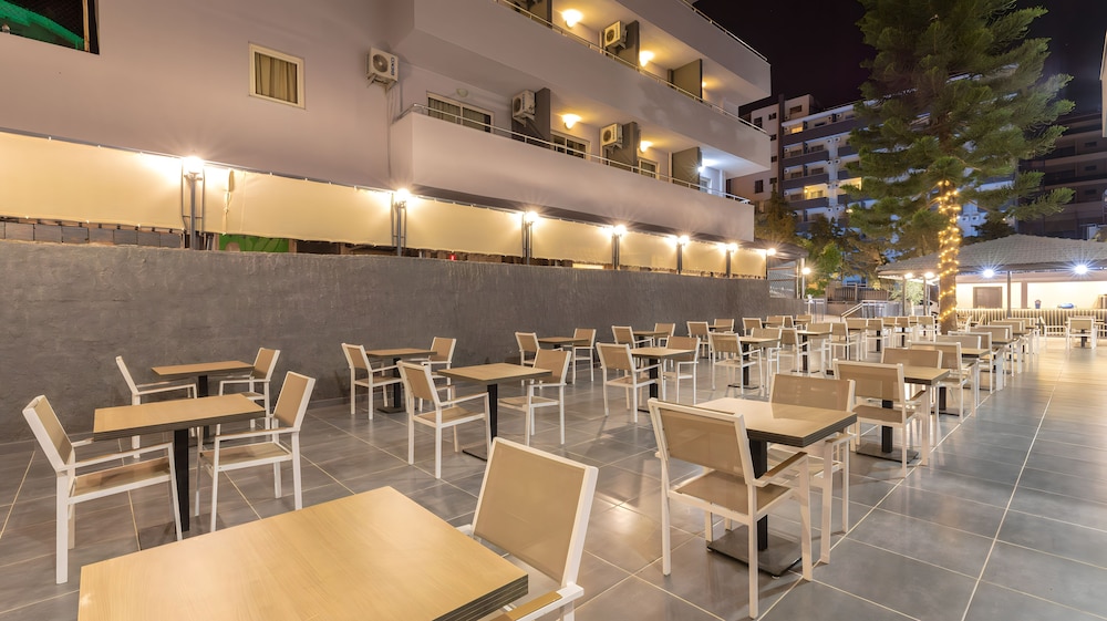 AKDORA ELITE HOTEL & SPA 56/61