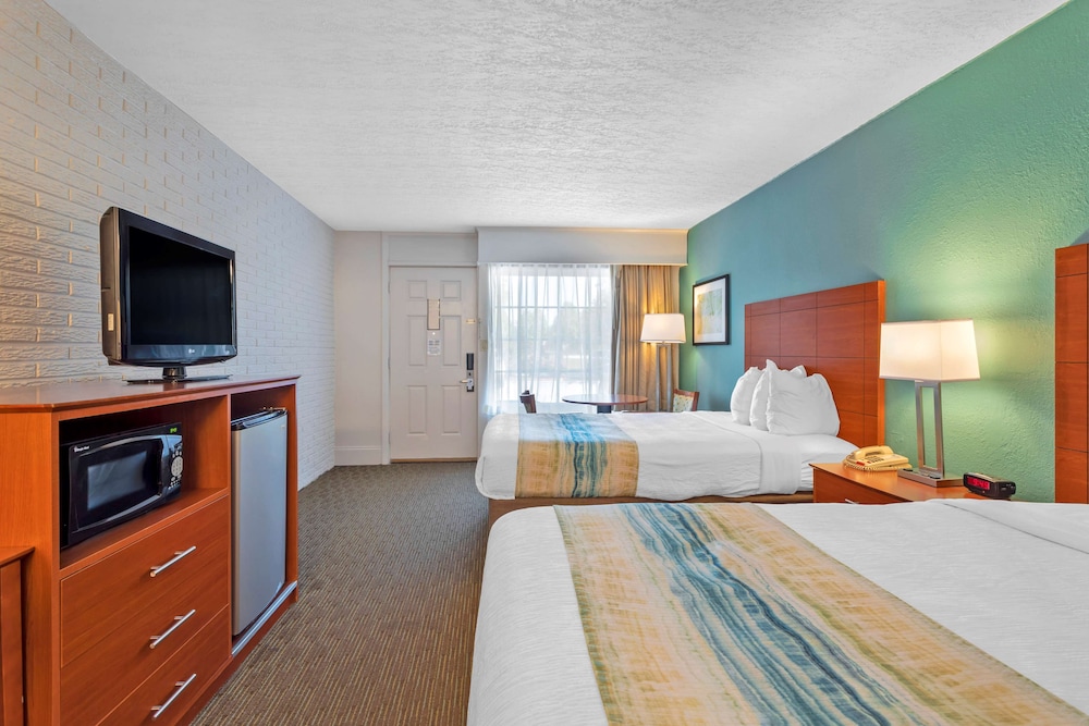 Best Western Hendersonville Inn 22/45