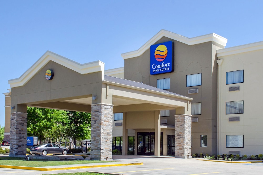Comfort Inn & Suites Covington - Mandeville 1/32