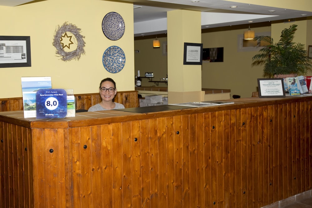 Vista Real Apartments 9/45
