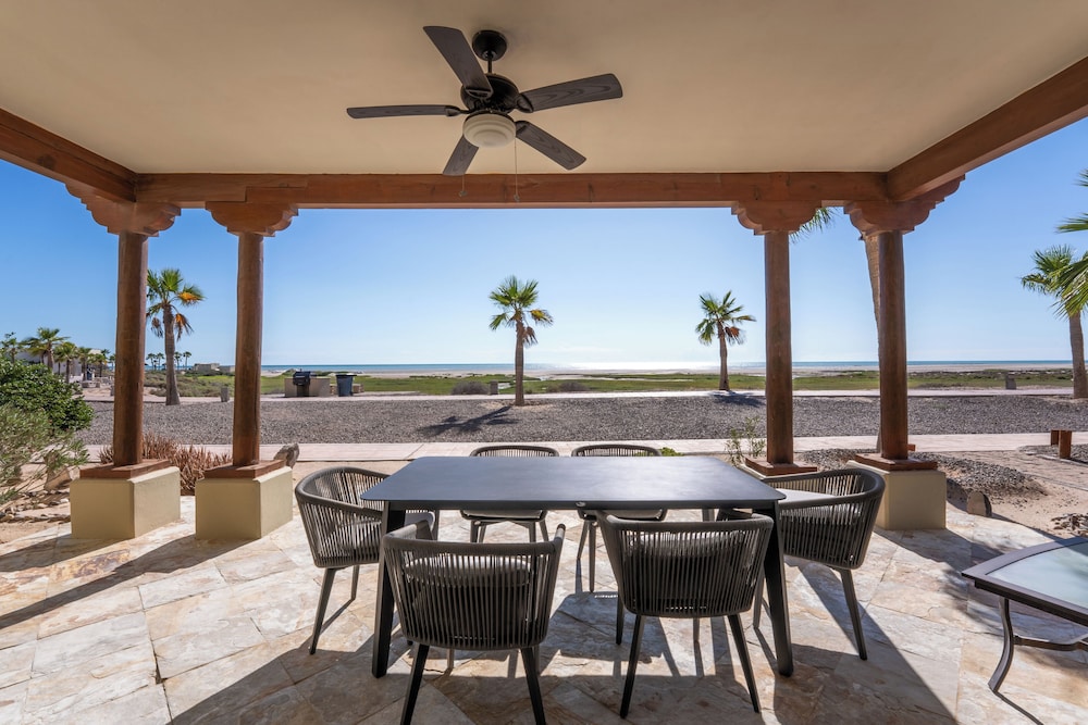 Laguna Shores Resort 33/49
