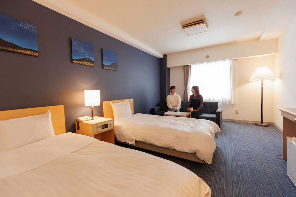 BASIC, TWIN BEDS