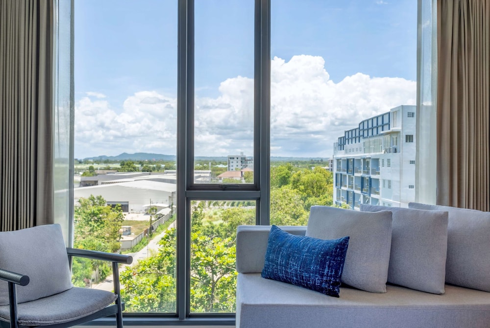 Howard Johnson by Wyndham Pattaya JC 63/81