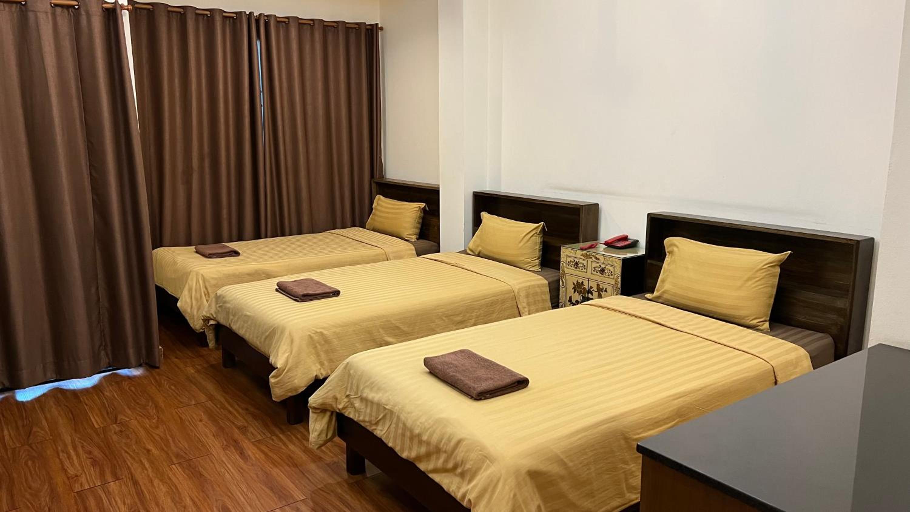 Hotel IYA 12/47