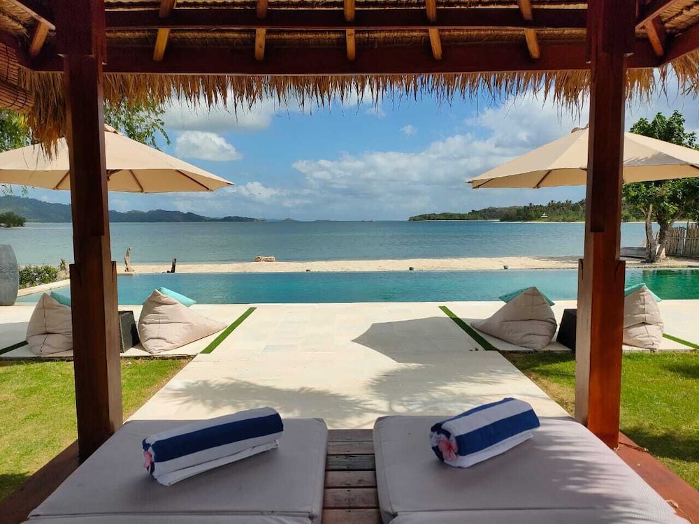The Suites Lombok 48/50