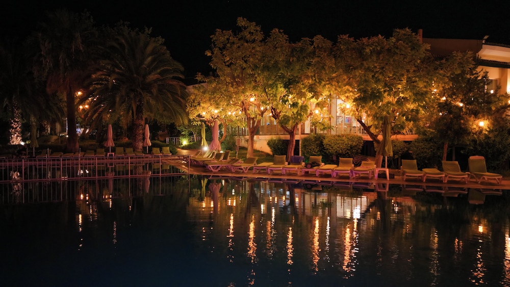 Lycus River Thermal Hotel 45/50
