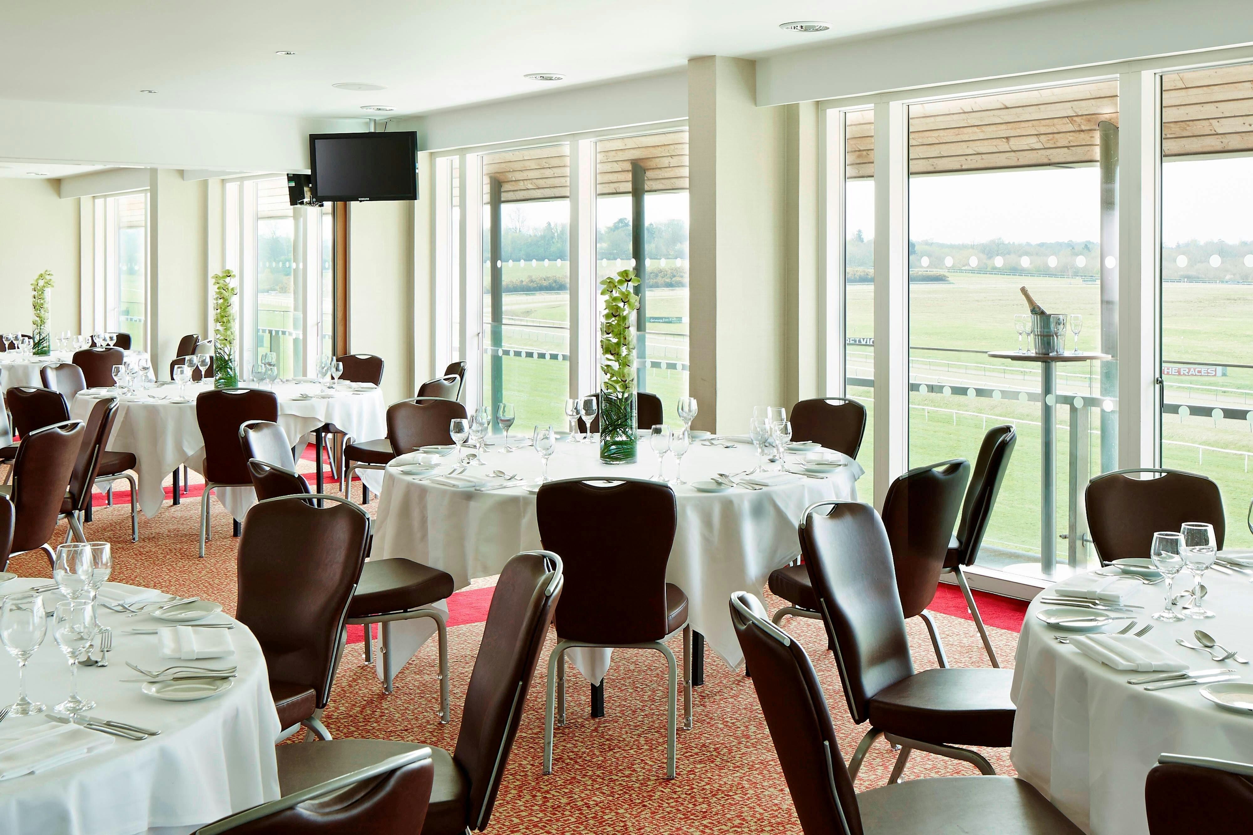 Lingfield Park Marriott Hotel Country Club 7/16