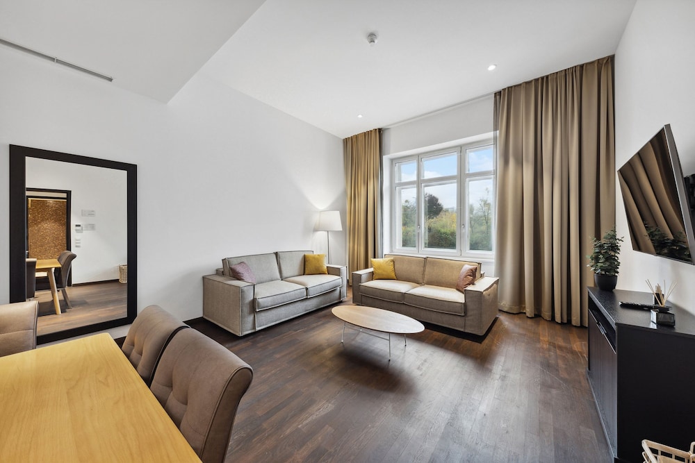 MyPlace - Premium Apartments Riverside 18/51